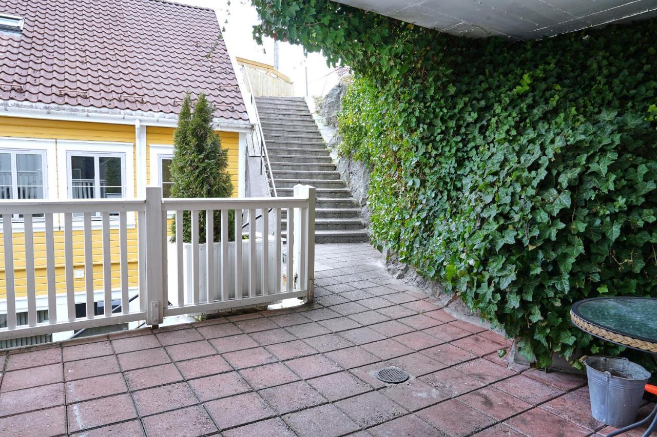 Victoriagarden- Losji Hotel Grimstad  Exterior photo